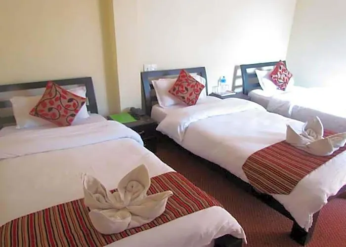 Brunei Holiday Hotel 3*